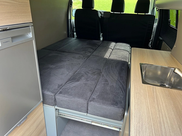 Banquette libeccio en lit arriere