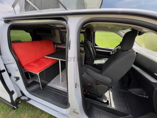 Siège passager, pivotant